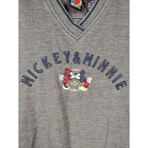 Mickey Adult Sweatershirt Small Grey Embroidered Kiss Mickie Minnie VTG Unlimite
